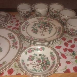 Japanese blossom tree dineware